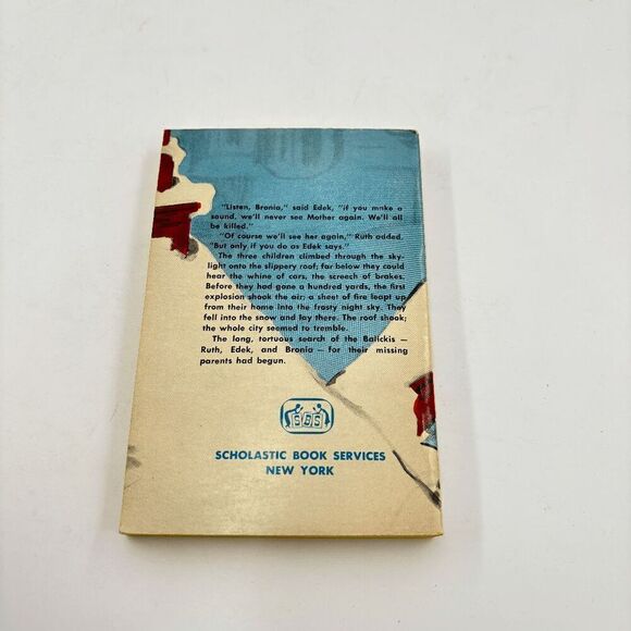 Escape From Warsaw Ian Serraillier YA Historical Fiction Vintage Paperback 1963 - Picture 3 of 5